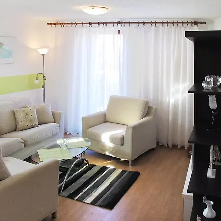 בית נופש Ferienhaus Umag 220s *