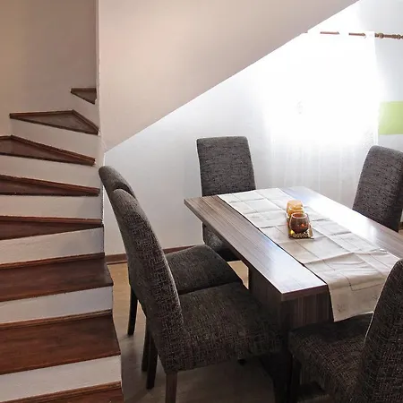 Ferienhaus Umag 220s בית נופש ברטוניגלה