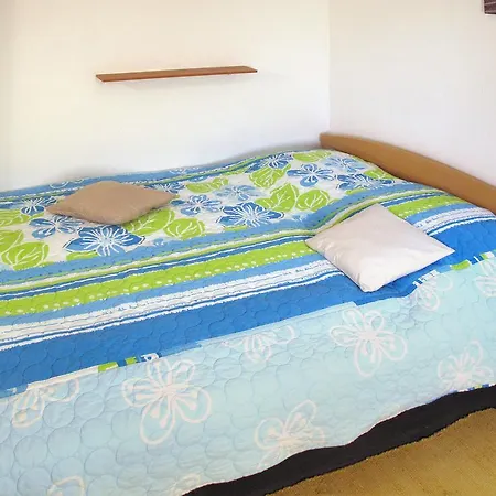 בית נופש Ferienhaus Umag 220s ברטוניגלה