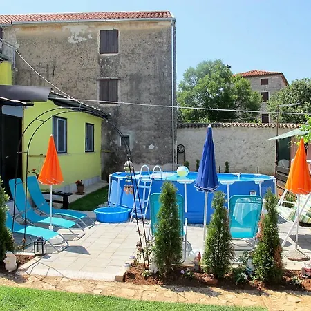 Ferienhaus Umag 220s * ברטוניגלה